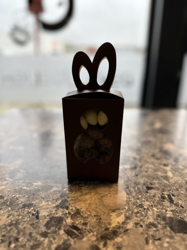 Kleine eitjes praliné mengeling